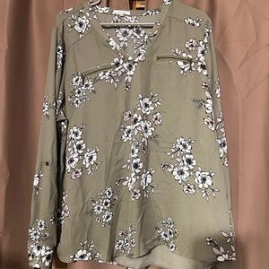 Maurice’s blouse size 1